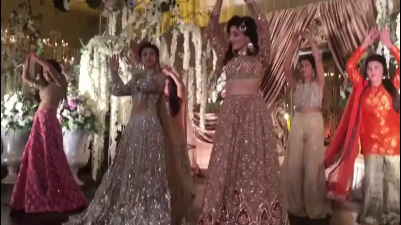 Urwa Hocane Wedding And Mehndi Dances Compilation 