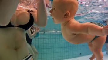How Babies Learning Swimming
