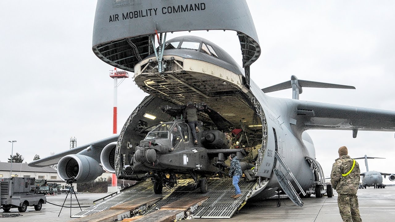 the-largest-aircraft-in-the-u-s-air-force-c-5m-super-galaxy