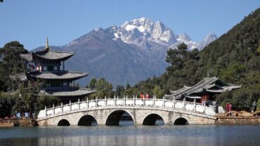 Explore The Amazing Old Town Of Lijiang In 4K